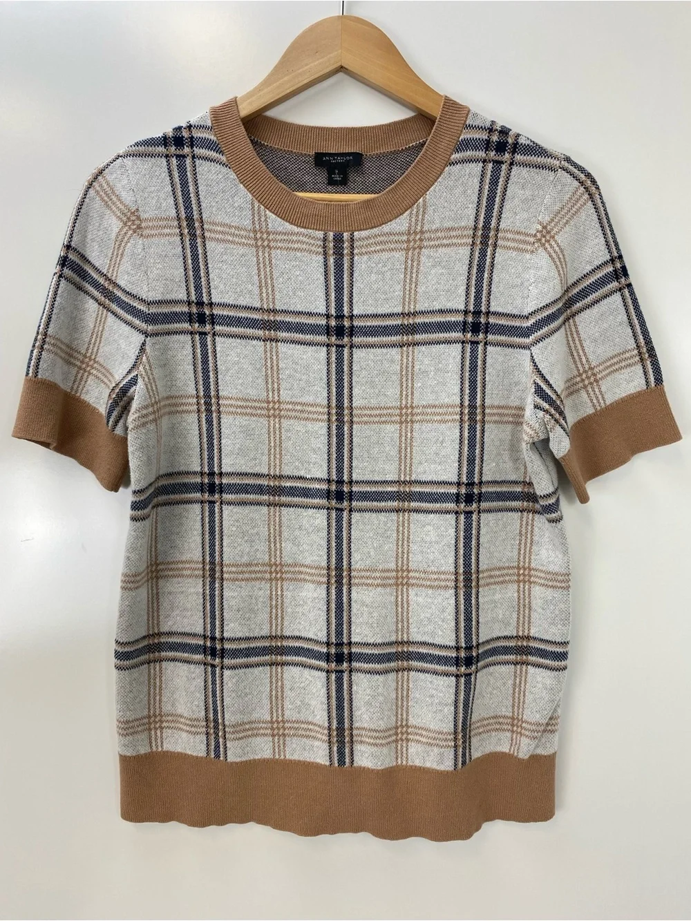Banana Republic Tan Plaid Short-Sleeve Sweater - Tan/Beige
